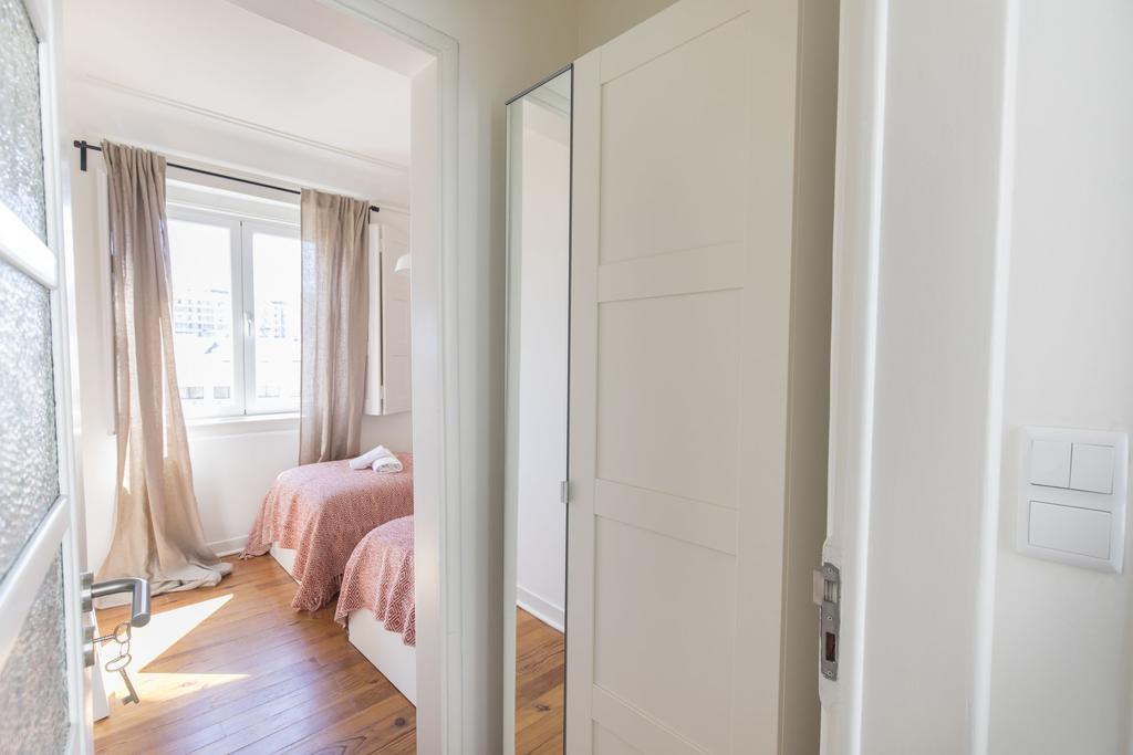 Lovelystay - Bonsai Light And Comfort Flat Lisboa Værelse billede